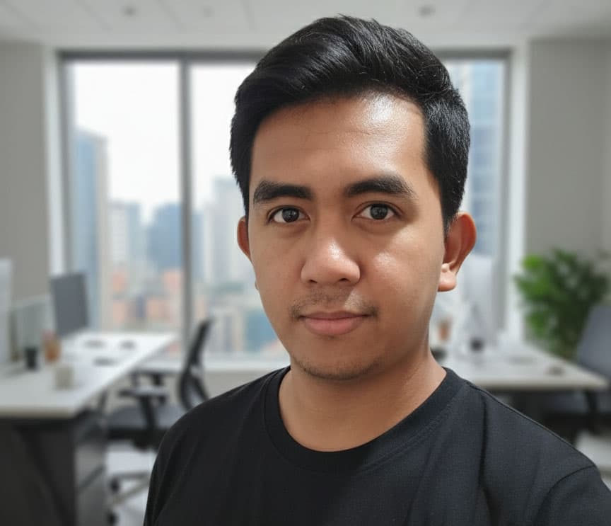 Ronel — Head Photo-editor, Photoplan